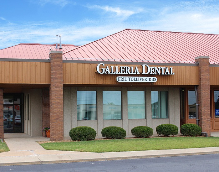 Outisde view of Galleria Dental of Springfield office in Springfield Missouri